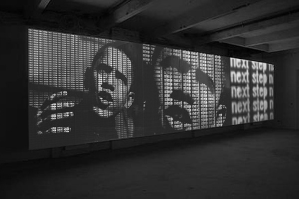 Video-Installation at Marietta Neuss, London - next step Barack Obama